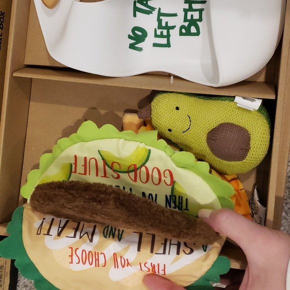 Mudpie Baby Taco Gift Set - Picture 3 of 3